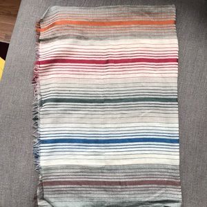 Multicolored Fashionable Scarf!